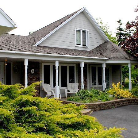 Mackenzie House B&B By Elevate Rooms Port Hawkesbury Extérieur photo