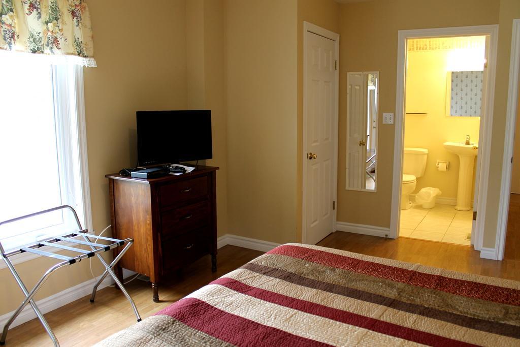 Mackenzie House B&B By Elevate Rooms Port Hawkesbury Chambre photo