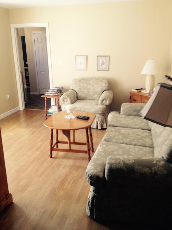 Mackenzie House B&B By Elevate Rooms Port Hawkesbury Extérieur photo