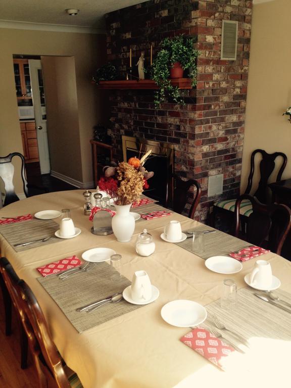 Mackenzie House B&B By Elevate Rooms Port Hawkesbury Extérieur photo