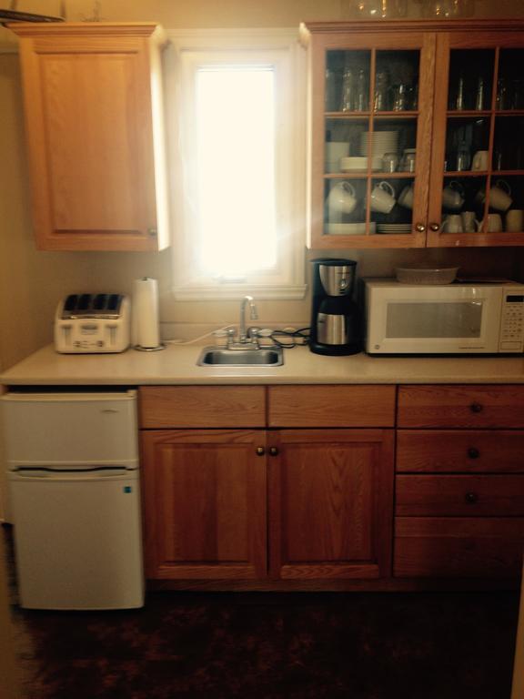 Mackenzie House B&B By Elevate Rooms Port Hawkesbury Extérieur photo