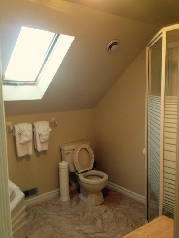 Mackenzie House B&B By Elevate Rooms Port Hawkesbury Extérieur photo