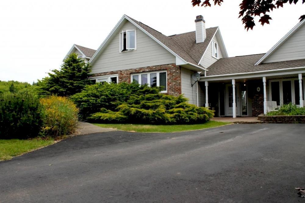 Mackenzie House B&B By Elevate Rooms Port Hawkesbury Extérieur photo
