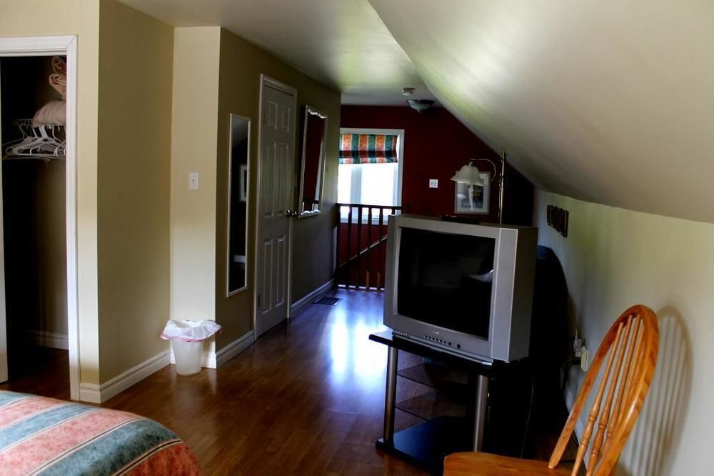 Mackenzie House B&B By Elevate Rooms Port Hawkesbury Extérieur photo