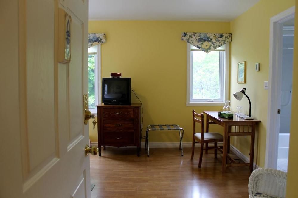 Mackenzie House B&B By Elevate Rooms Port Hawkesbury Extérieur photo
