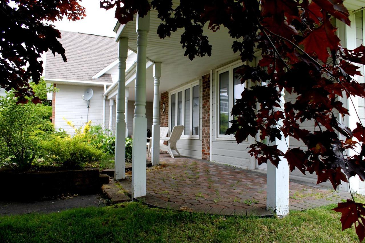 Mackenzie House B&B By Elevate Rooms Port Hawkesbury Extérieur photo