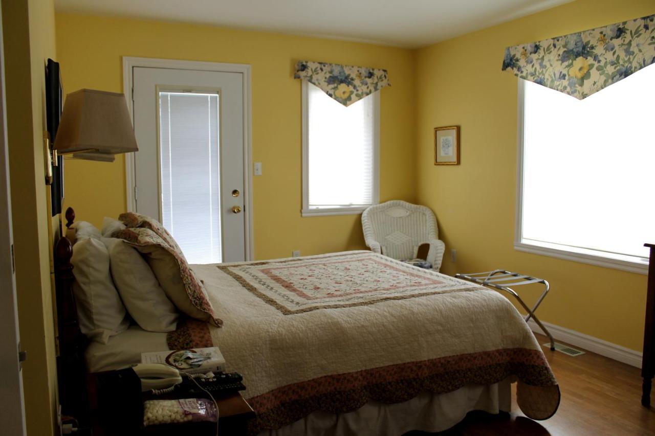Mackenzie House B&B By Elevate Rooms Port Hawkesbury Extérieur photo