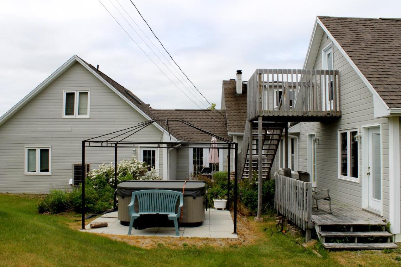Mackenzie House B&B By Elevate Rooms Port Hawkesbury Extérieur photo
