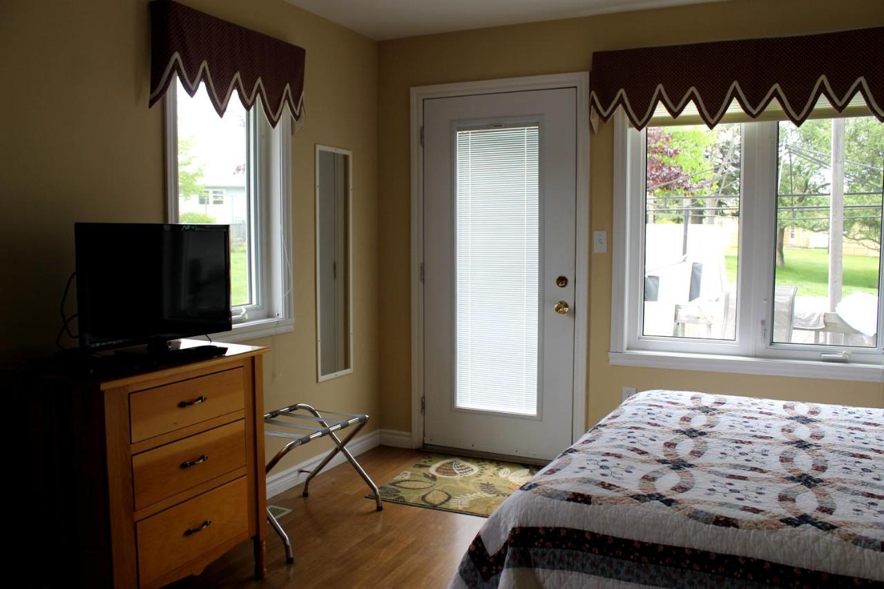 Mackenzie House B&B By Elevate Rooms Port Hawkesbury Extérieur photo